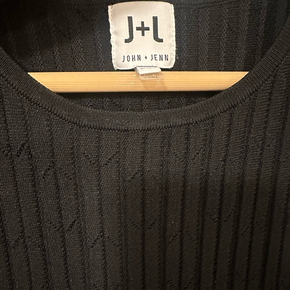 John + Jenn black textured bodycon sweater dress - Picture 3 of 10